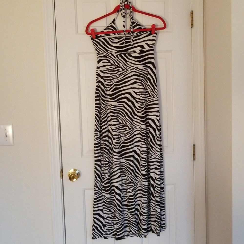 Brand New Express Maxi Dress Size Medium - Picture 3 of 5